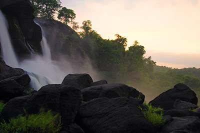 Athirapilly tour packages